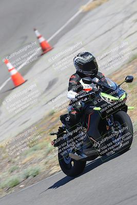 media/Nov-12-2023-Classic Track Days (Sun) [[11f17acb81]]/Group 3/session 2 turn 9/